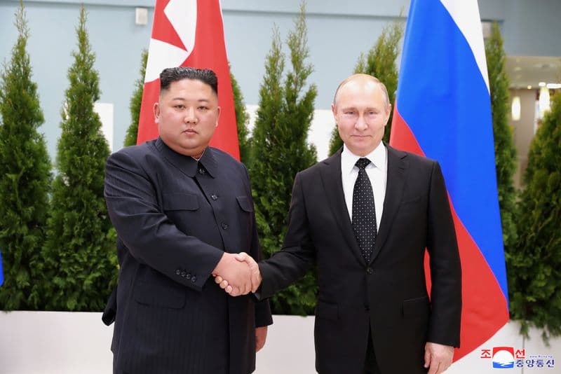 Les enjeux de la rencontre au sommet entre Vladimir Poutine et Kim Jong Un