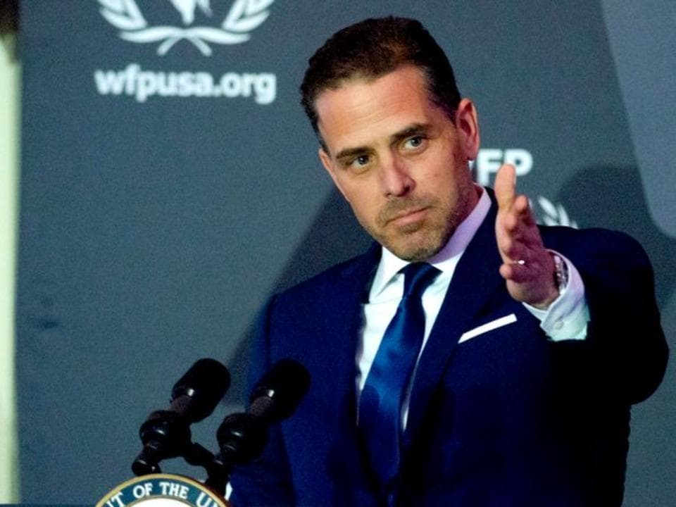 Hunter, le fils du président américain Joe Biden, inculpé pour détention d’armes à feu