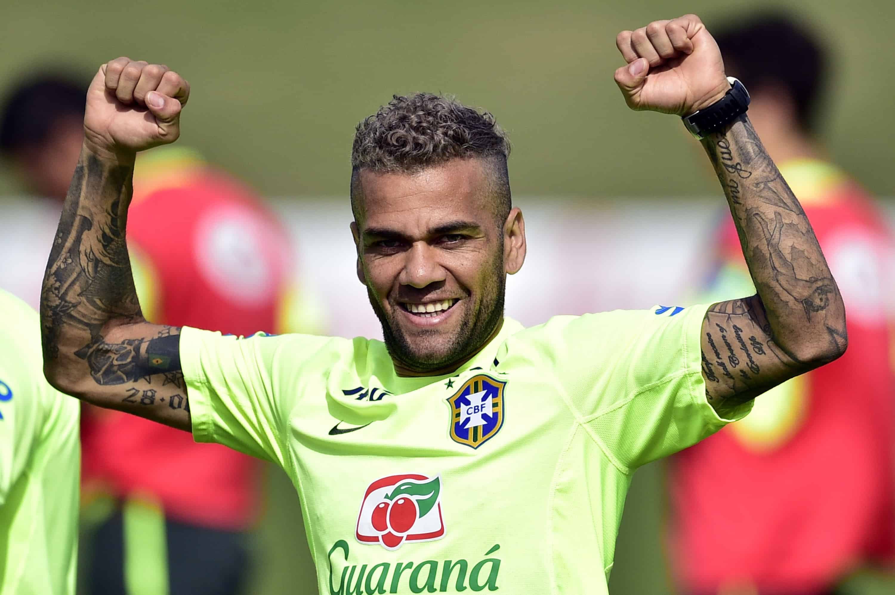 L’ancien joueur du FC Barcelone Daniel Alves condamné à quatre ans et demi de prison pour viol