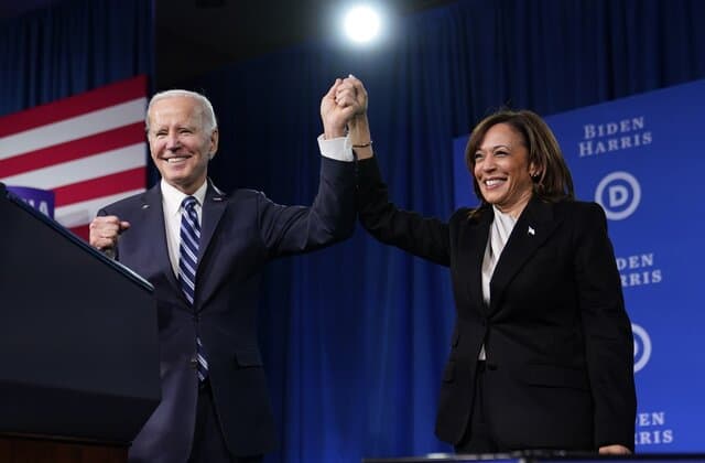 Joe Biden envisage démissionner pour que Kamala Harris devienne la première femme présidente des Etats-Unis