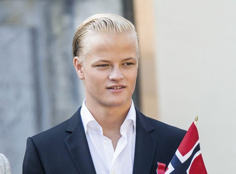 Marius Borg Hoiby, 28 ans, fils de la princesse héritière norvégienne Mette-Marit, inculpé de 32 délits