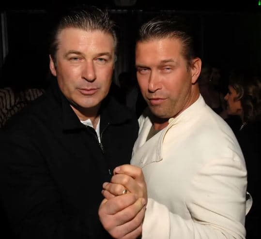 Alec et Stephen Baldwin victimes d'un accident de voiture