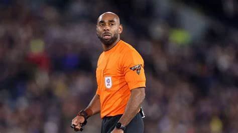 Sam Allison deviendra le premier arbitre noir en 15 ans à officier un match de Premier League