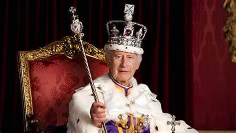 Le roi Charles III "abdiquera dans 10 ans" pour laisser la place au prince William