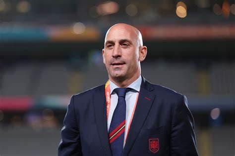 L’ex-patron du football espagnol Luis Rubiales, reconnu coupable d’agression sexuelle