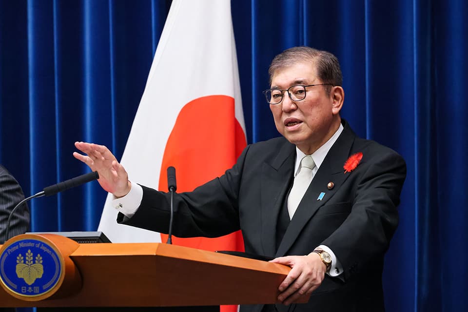 Le premier ministre du Japon, Shigeru Ishiba, démissionne
