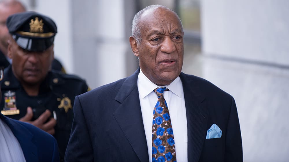 Bill Cosby planifie une tournée de retour en 2023 après une condamnation annulée